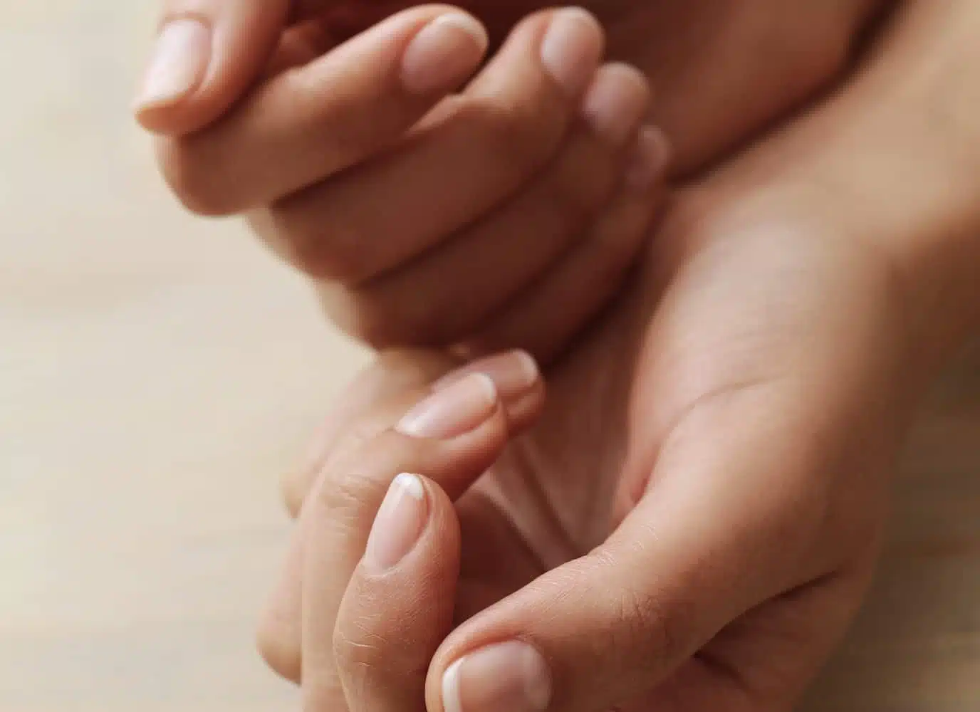 Beauté des mains à Argenteuil | Centre de médecine esthétique | Médecine esthétique | Clinique Glaze